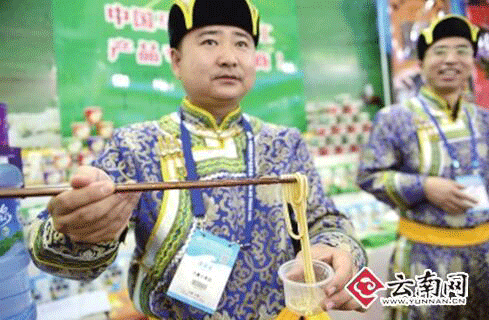 盘点农博会的各种稀奇美食 9色莲花可泡茶能炒蛋