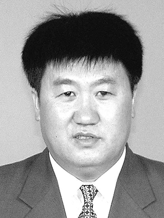 昆明新知集团董事长李勇入选2016中国文化产业年度人物30强 投他一票助其入围10强