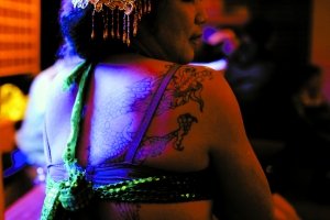 大理政府注资建男同酒吧