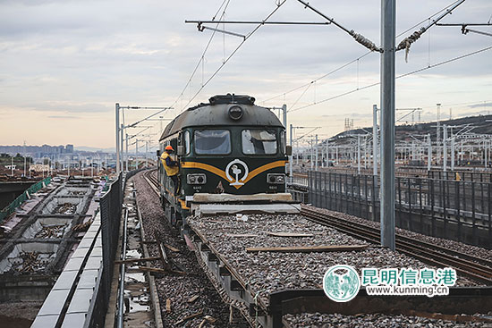 我家昆明这五年：迁机场通地铁 交通建设门门“优”