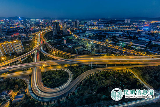 我家昆明这五年：迁机场通地铁 交通建设门门“优”