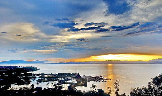 昆明,蓝天,碧水,生态建设,宜居,绿地,公园,我家昆明这五年 昆明,蓝天,碧水,生态建设,宜居,绿地,公园,我家昆明这五年