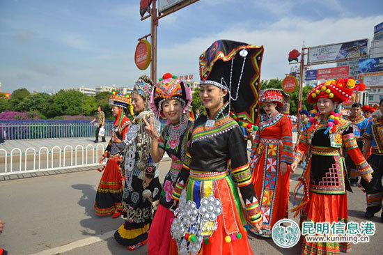 楚雄彝族赛装节启幕