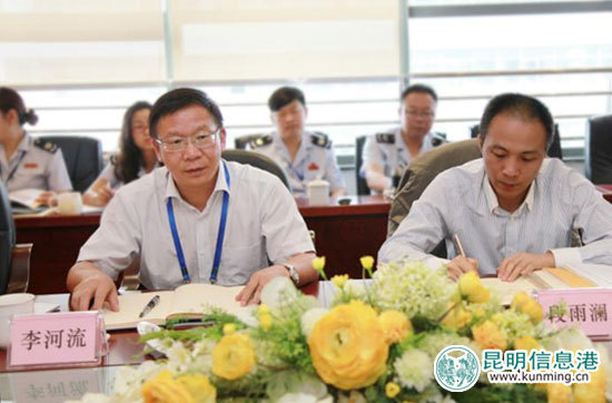 经开区管委会主任李河流:用心用情服务纳税人 经开区管委会主任李河流:用心用情服务纳税人