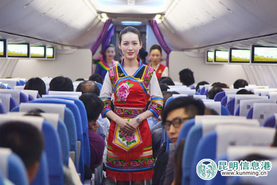 159位旅客初次体验昆航特色航线 万米高空感受别样旅程