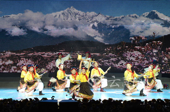 云南省2016年大家乐群众文化“彩云奖”决赛唱响昆明