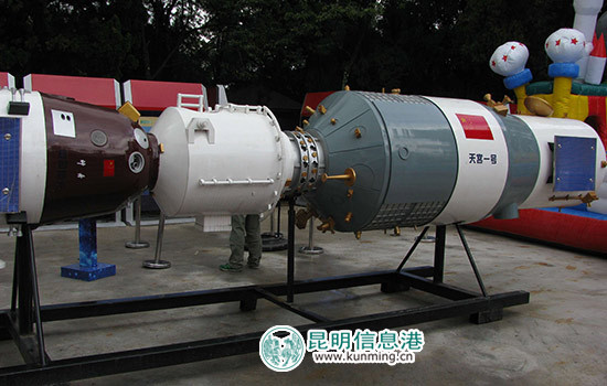 昆明动物园将举行航空嘉年华 写下航天梦可获小礼品 昆明动物园将举行航空嘉年华 写下航天梦可获小礼品