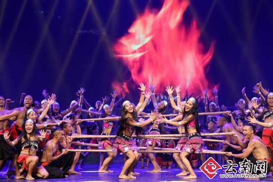 云南民族歌舞《佤部落》开启全国巡演 首站登陆杭州 云南民族歌舞《佤部落》开启全国巡演 首站登陆杭州