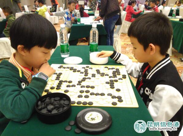 富滇银行“国防杯棋高一着”青少年围棋赛决赛5日举行 富滇银行“国防杯棋高一着”青少年围棋赛决赛5日举行