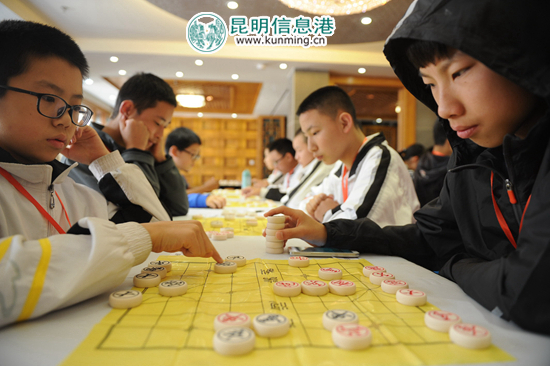 全市中小学生棋类比赛今日举行 围棋赛11月12日落子 全市中小学生棋类比赛今日举行 围棋赛11月12日落子