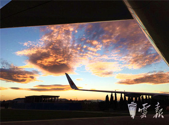 快来看“七彩云南”之绚丽晚霞强势霸屏朋友圈 快来看“七彩云南”之绚丽晚霞强势霸屏朋友圈