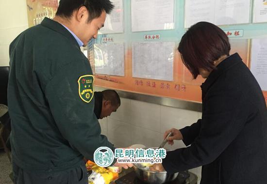 昆明公交三十九车队冬至送汤圆 员工齐点赞