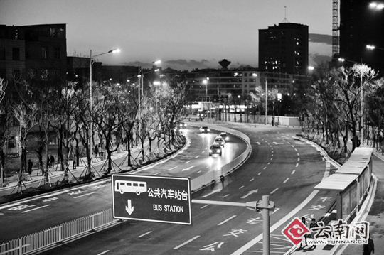 日益完善的公交系统 日益完善的公交系统