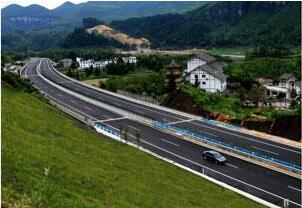 12月30日曲陆高速正式通车 两收费站撤销