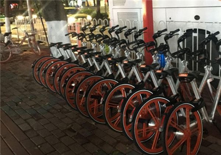 有桩or无桩？让人操碎了心的昆明共享自行车