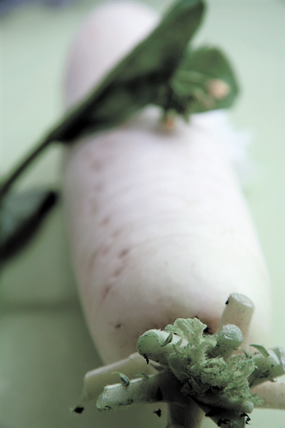 补肝肾强筋骨 推荐白萝卜煲牛尾汤 补肝肾强筋骨 推荐白萝卜煲牛尾汤