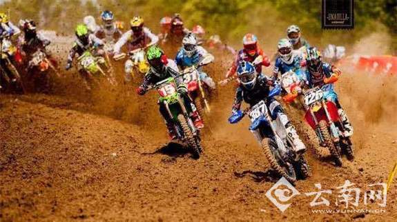 腊月三十到元宵节活动不断 鸡年来蒙自闹新春 腊月三十到元宵节活动不断 鸡年来蒙自闹新春