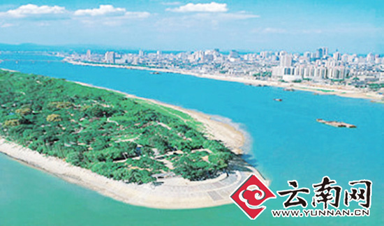 春节高铁出游攻略已备好 坐着高铁去“逛吃” 春节高铁出游攻略已备好 坐着高铁去“逛吃”