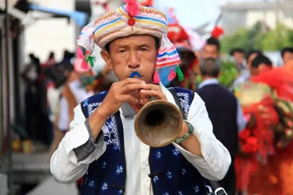 春节到处都下雨 云南人依旧能从除夕嗨到元宵节 春节到处都下雨 云南人依旧能从除夕嗨到元宵节