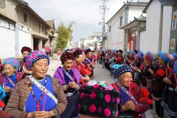 春节到处都下雨 云南人依旧能从除夕嗨到元宵节 春节到处都下雨 云南人依旧能从除夕嗨到元宵节