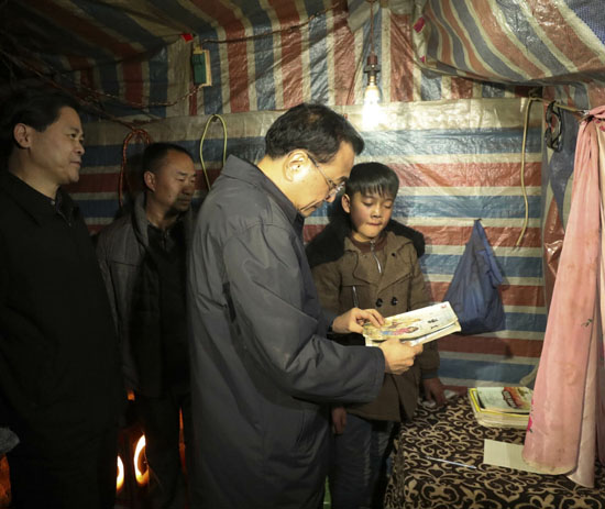 李克强：一定让你们尽快从大山深处搬出来