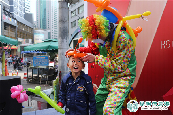 尝地道美食赏民间绝艺买传统年货 大观街新春庙会样样有 尝地道美食赏民间绝艺买传统年货 大观街新春庙会样样有