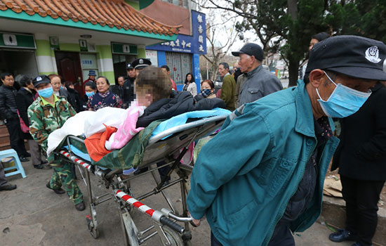 昆明篆新社区发生一起煤气爆燃火灾事故 节日用火要谨慎