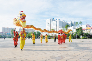 这个年假怎么玩 昆明各县区坚守传统推出“特色菜” 这个年假怎么玩 昆明各县区坚守传统推出“特色菜”