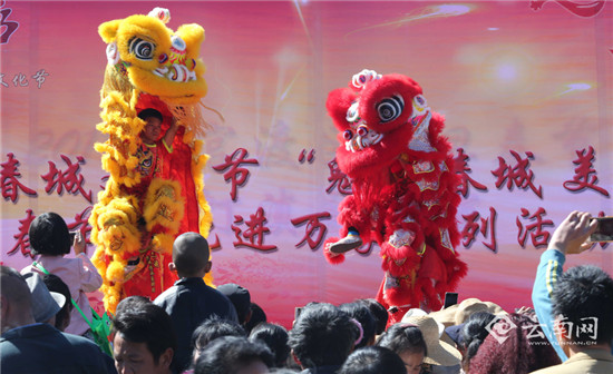 大年初一 昆明官渡古镇传统庙会人气旺