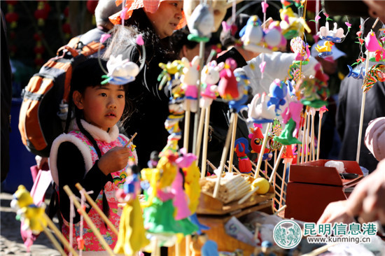 7万民众赶金殿传统庙会 延续百年传统 7万民众赶金殿传统庙会 延续百年传统