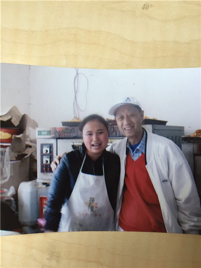 7旬老人22年前资助9名云南贫困学子 现欲与他们见一面