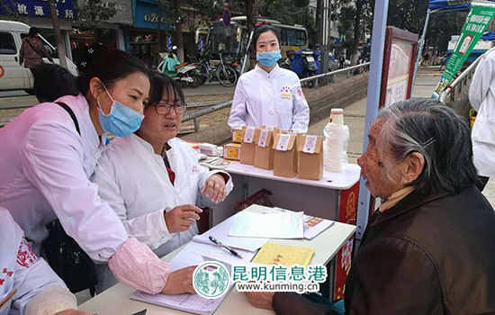 盘龙区开展2017年学雷锋志愿服务活动 盘龙区开展2017年学雷锋志愿服务活动