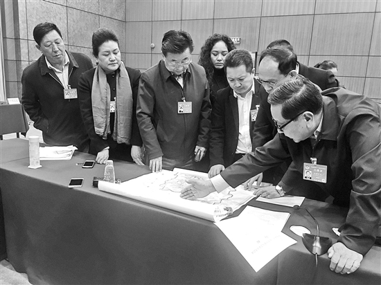 云南委员向西藏委员推介进藏公路提案