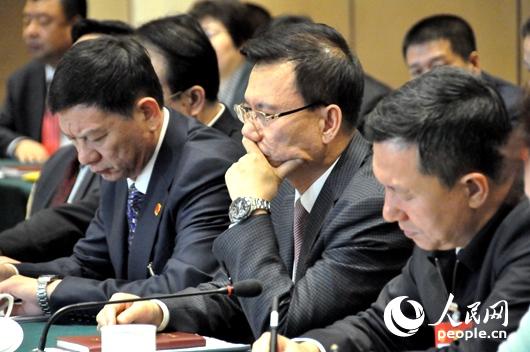 吉林代表团开放日：巴音朝鲁回应唱衰东北论、人才流失论