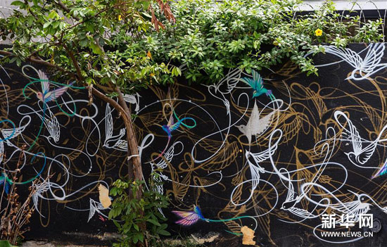 巴西圣保罗“蝙蝠侠胡同”的一处涂鸦墙 巴西圣保罗“蝙蝠侠胡同”的一处涂鸦墙