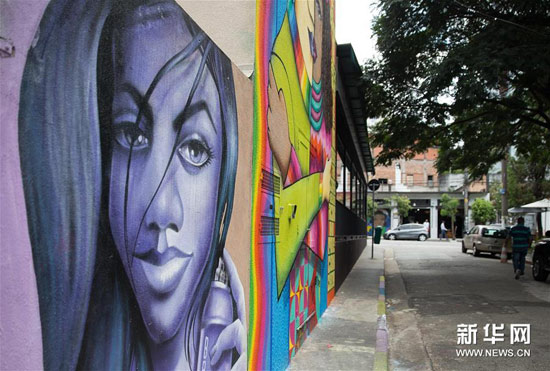 巴西圣保罗“蝙蝠侠胡同”的一处涂鸦墙 巴西圣保罗“蝙蝠侠胡同”的一处涂鸦墙