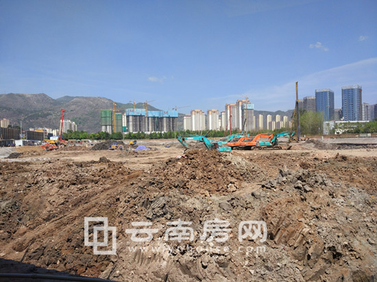 新城吾悦广场正在基坑施工 商业将于明年11月建成开业 新城吾悦广场正在基坑施工 商业将于明年11月建成开业