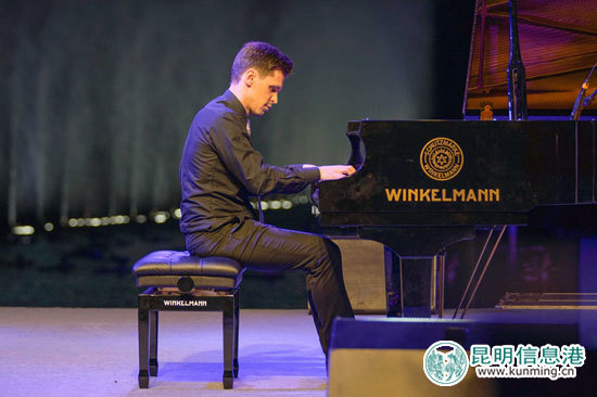 墨尔本国际青少年音乐大赛梦幻联邦音乐会惊艳春城