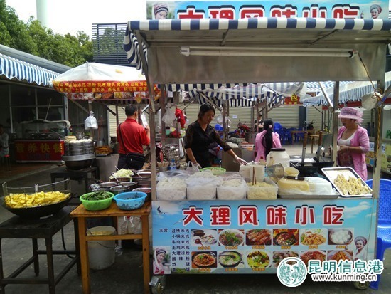 昆明部分老旧小区焕“新颜” 326个无障碍设施被占用得到清理