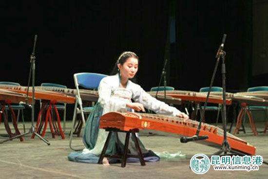 昆明聂耳青少年民族乐团古筝音乐会奏响春城