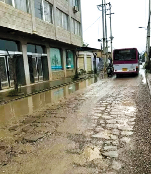 西山区近华浦路白马段、五家堆庾园路等路段修复一新 西山区近华浦路白马段、五家堆庾园路等路段修复一新