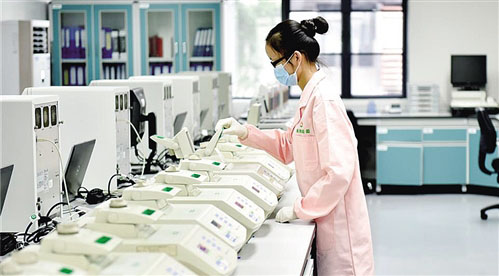 让“IAB”产业落地生根开花结果 让“IAB”产业落地生根开花结果