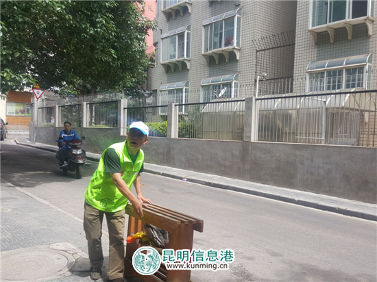 五华创文先锋李光明:带领文庙社区交出完美成绩单 五华创文先锋李光明:带领文庙社区交出完美成绩单