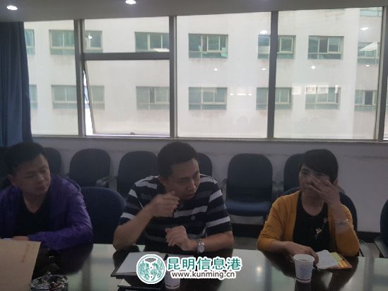 谈起创文工作的艰辛 孙模云忍不住落泪 谈起创文工作的艰辛 孙模云忍不住落泪