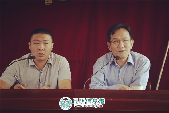 嵩明县国税局深入扶贫联系点 讲党课谋脱贫