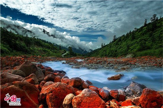今夏避暑之选 最高温度24度的四川甘孜