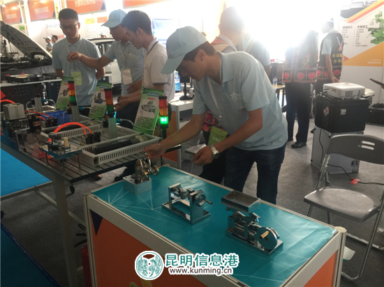 世界青年技能日主题活动暨技能中国行2017走进云南在昆明举行 世界青年技能日主题活动暨技能中国行2017走进云南在昆明举行