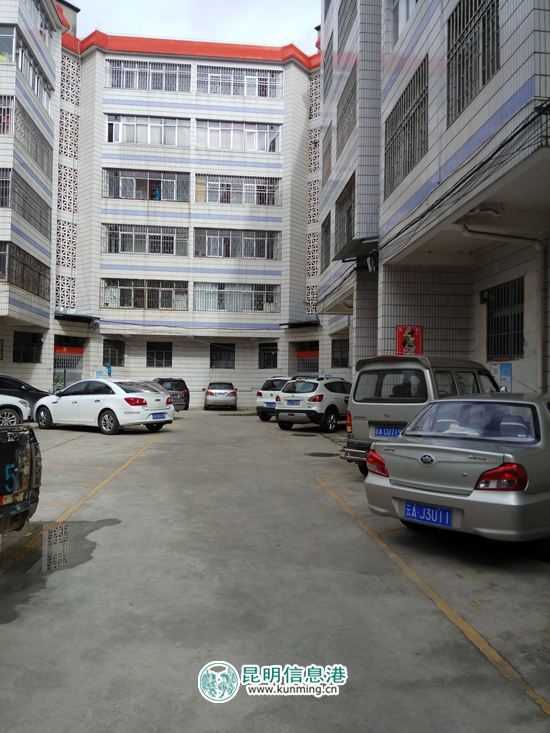 呈贡区：居民共享“创文”成果 自觉维护辖区环境卫生