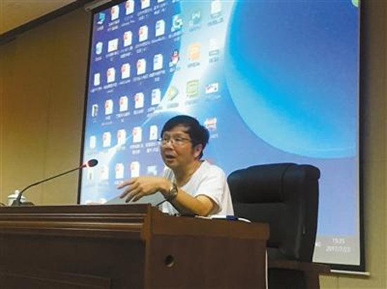 四川省文物考古研究院院长高大伦为成都市民揭开江口沉银考古发掘工作背后的故事 四川省文物考古研究院院长高大伦为成都市民揭开江口沉银考古发掘工作背后的故事