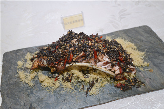 功夫红茶酱香骨